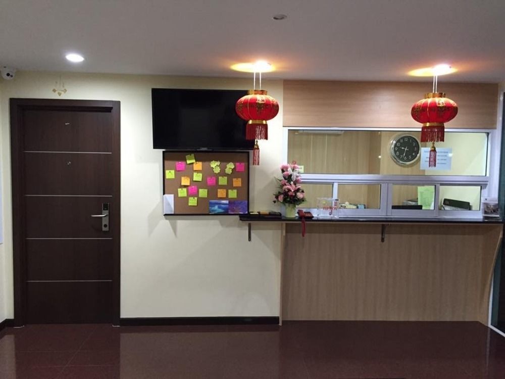 Modernbright Laemchabang Aparthotel Bang Lamung Exterior foto