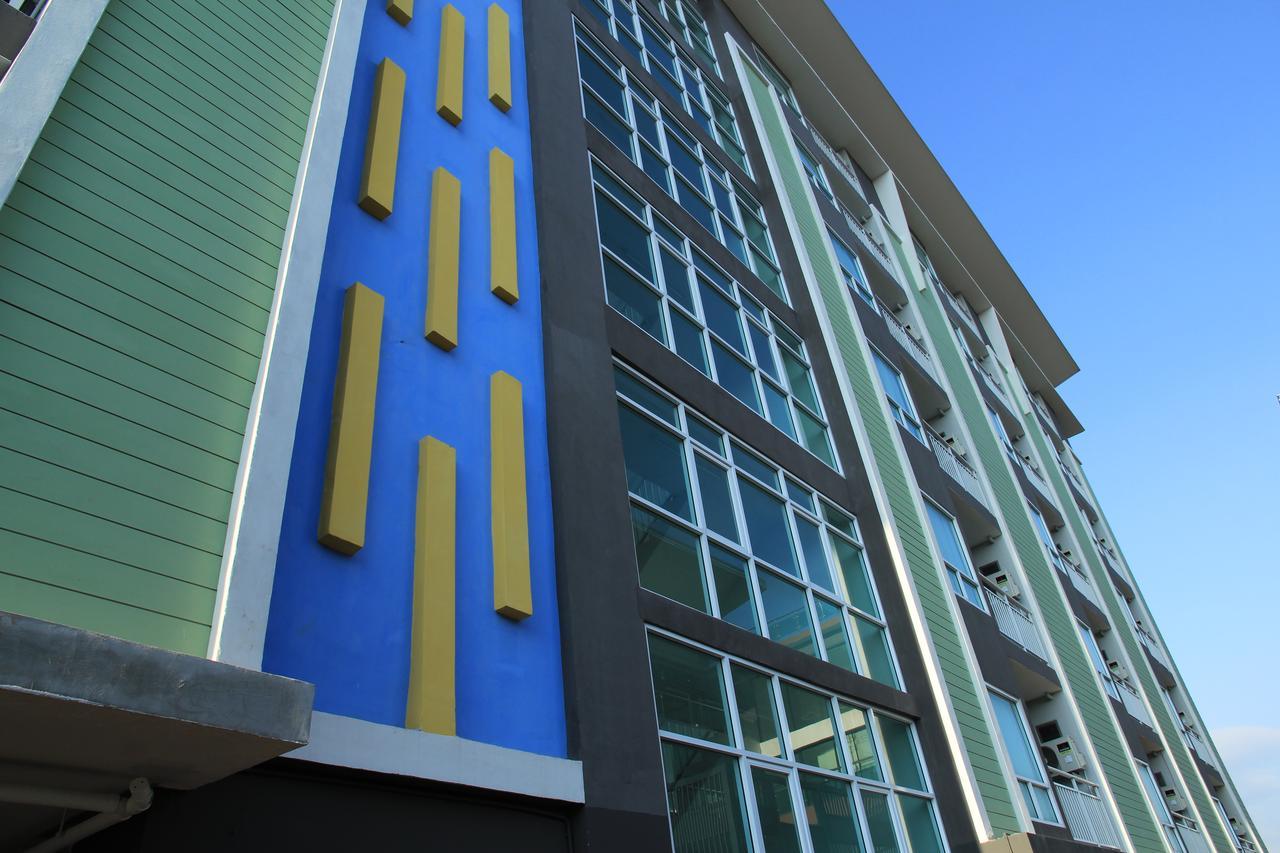 Modernbright Laemchabang Aparthotel Bang Lamung Exterior foto
