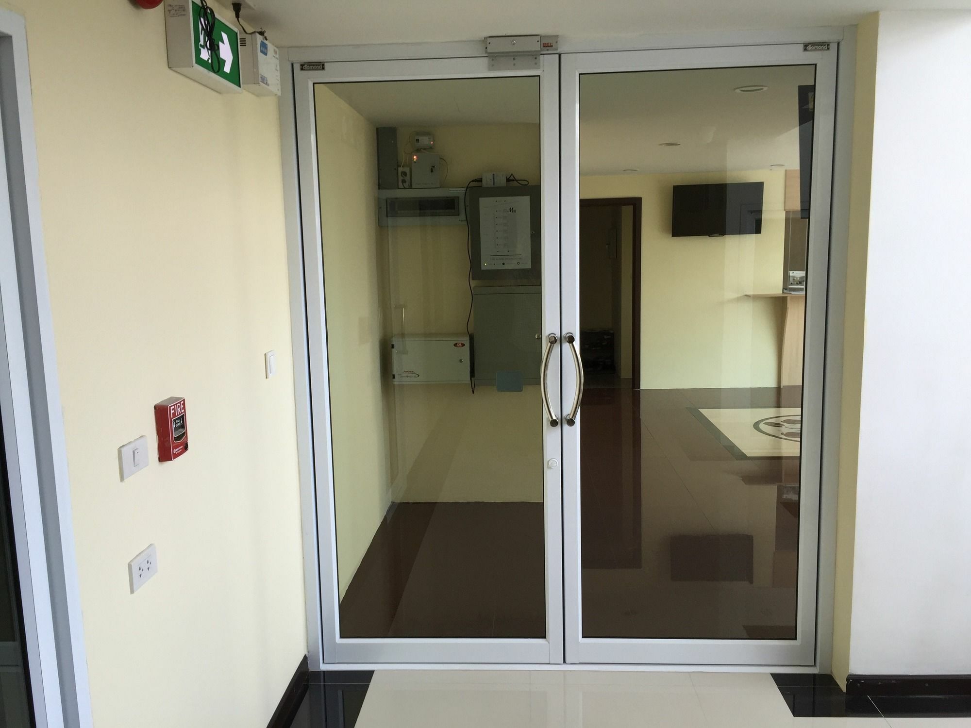 Modernbright Laemchabang Aparthotel Bang Lamung Exterior foto